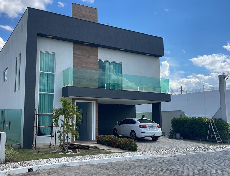 CASA DE ALTO PADRÃO / AMARÍLIS