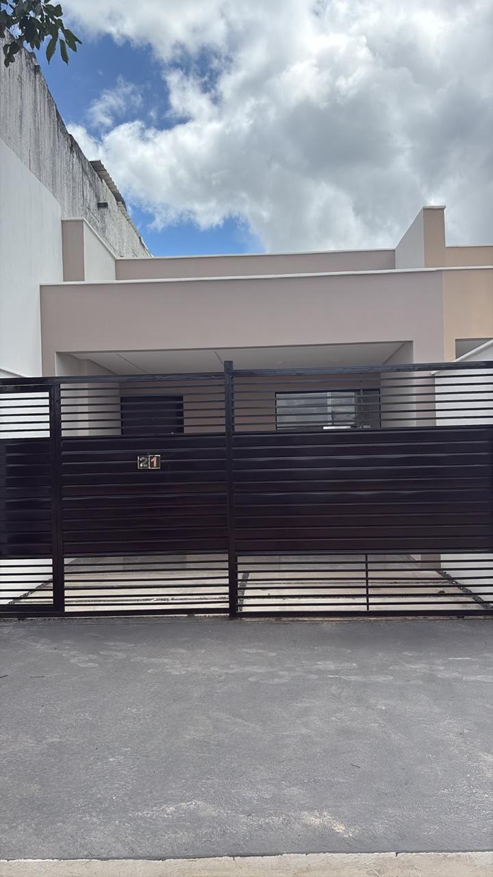 CASA PADRÃO / BAIRRO MANGABEIRA