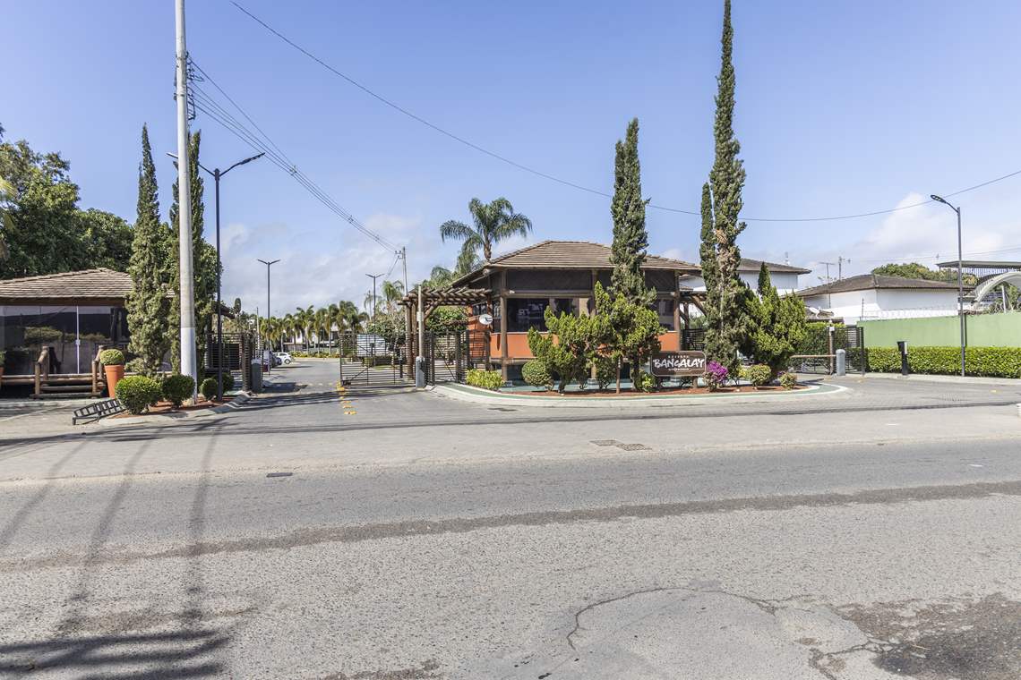 LOTE ALTO PADRÃO / RESERVA BANGALAY 